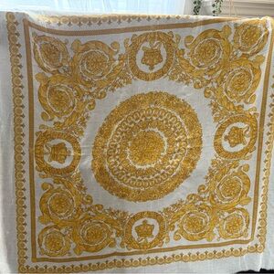 Elegant Gold and White Scarf